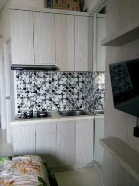 GREEN PRAMUKA APARTEMEN STUDIO FURNISH ATAS MALL