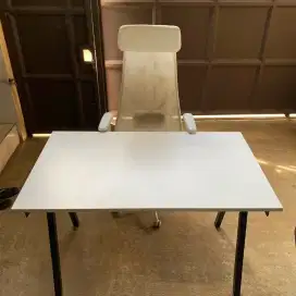 Meja & Kursi kerja IKEA Kualitas Bahan Sangat bagus