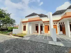 Rumah Baru Dekat Taman Kota Andang Purwokerto