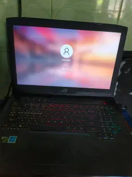 Asus ROG strik 15,tipe GL 503 GE