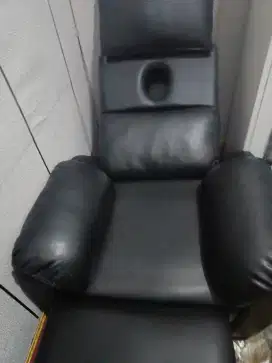 DIJUAL KURSI 2 KURSI REFLEKS KONDISI 98%