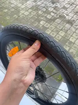 Ban sepeda luar bekas maxxis gypsy ukuran 20 x 1.50 max 100 psi.