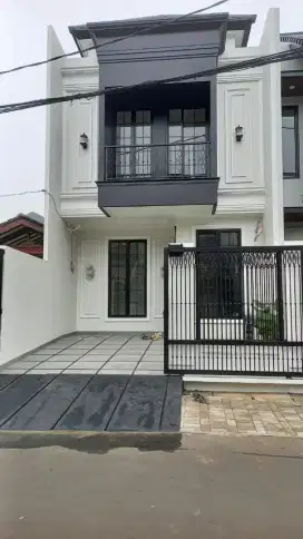Rumah Baru 2 Lantai, Classic Hanya 2 M an di BSD, suoer strategis