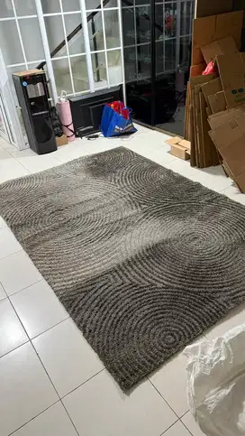 Karpet informa 290x200 like new jarang pakai
