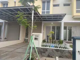 Dijual Rumah Siap Huni di Cluster Adara Harapan Indah Bekasi