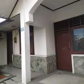 Disewakan Rumah Lokasi Ngagel Wasana