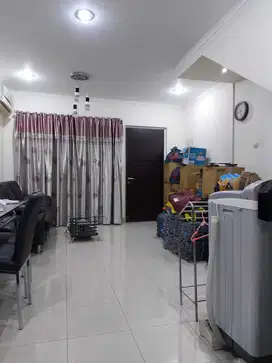DIJUAL CEPAT! Rumah Siap Huni di Golden Palm Residences – Jakbar
