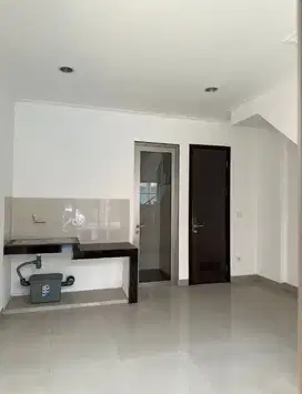 Jual Rumah PIK2 Cluster Atlanta Ukuran 4,5x10 Kosongan SHM Bisa KPR