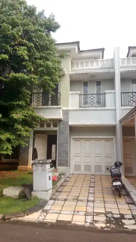 Dijual Rumah Bagus Siap Huni di Gading Serpong, Tangerang