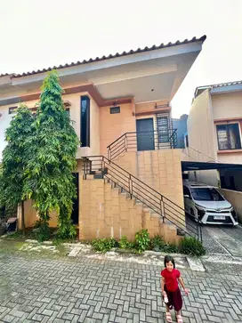 Rumah Cluster Disewakan Pisangan Timur