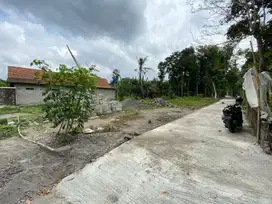 HUNIAN LUAS LINGKUNGAN ASRI DI UTARA PRAMBANAN 300JT-an LUAS TANAH 169