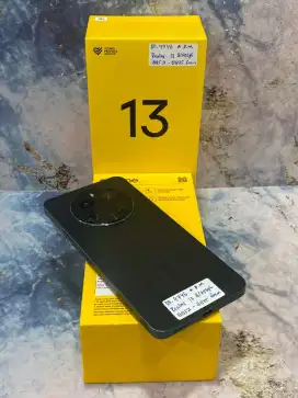 Di jual HP REALME 13 warna GREEN RAM 8GB ROM 256 GB