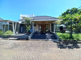Rumah mewah di graha estetika jual murah