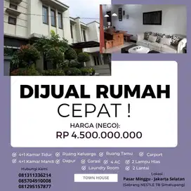 DIJUAL CEPAT RUMAH ASRI 2 LANTAI LOKASI STRATEGIS DI JAKARTA SELATAN