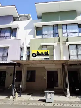 DIJUAL CEPAT DAN SANGAT MURAH RUMAH 3 LANTAI