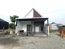 Rumah Ready Gress Desain Modern Dekat Al Azhar Sukoharjo