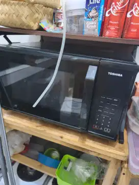 Microwave Toshiba 24L