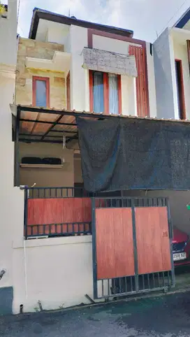SALE!! RMH CANTIK DKT SEKOLAH GANDHI/TAMAN RAMA DENPASAR