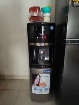 Dispenser midea bottom