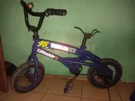 Sepeda anak uk 12