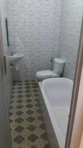 Rumah cantik full furnished di pusat Renon