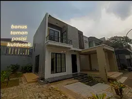 jual cepat rumah huk  kuldesak satu satunya di kota wisata cibubur