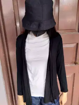 Cardigan hitam bahan kaos