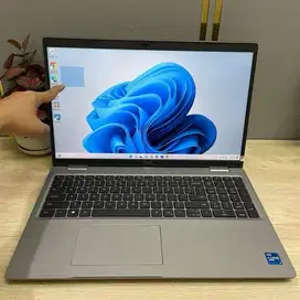 LAPTOP DELL LATITUDE 5520 CORE i7 GEN 11 RAM 16 NVME 256GB TOUCH D-ET