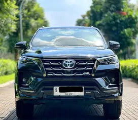 4x4 Solar Pjk Pjg KM 30rb Toyota Fortuner VRZ 2.8 GR Sport 4x4 2023