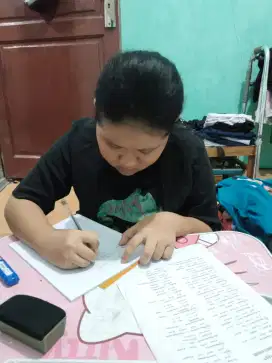 Guru les private bahasa inggris dan semua mata pelajaran