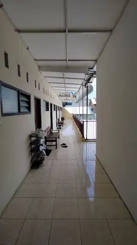 DIJUAL RUANG USAHA STRATEGIS PUSAT KOTA KEPANJEN NOL BONUS RUMAH kos