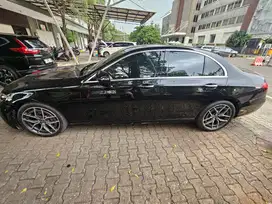Mercedes-Benz E300 2022 Bensin