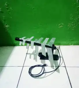 ANTENA DALAM TV DIGITAL SINYAL KUAT MANTAP SIAP PAKAI.