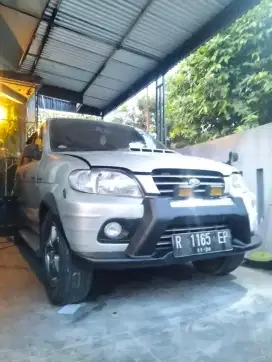 Daihatsu taruna silver istimewa