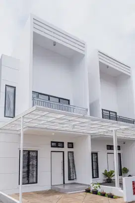 Rumah 2 Lantai Siap Huni, 10 Menit ke MRT Lebak Bulus!