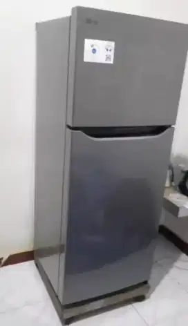 Kulkas LG 2 pintu