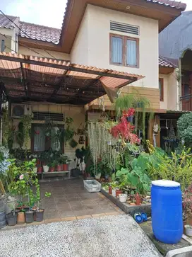 JUAL RUMAH CANTIK DI OMA REGENCY JATIWARNA BEKASI