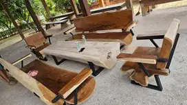 Furniture meja dan kursi ruang tamu kayu jati