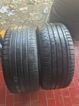 Ban copotan acclera phi-R 245/35 R20 85% ..2pcs