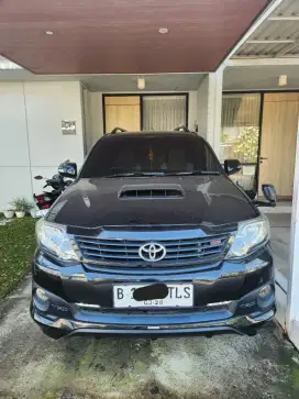 Toyota Fortuner VNT Turbo TRD 2.5 Diesel Matic 2014