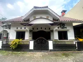 Dijual Rumah di dalam Cluster Perumahan One Gate System, posisi Hook