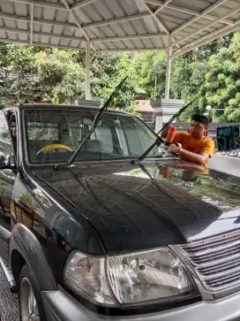 Rajanya pasang kaca film mobil da gedung