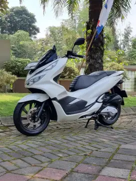 LOW ODO‼️HONDA PCX 150 ABS KEYLESS 2020