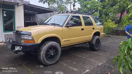 Chverolet Blazer (2000)