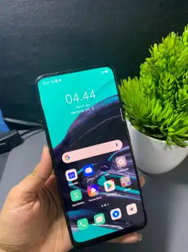 OPPO RENO2 F KAMERA SELVI SUPER JERNIH RAM 8/128GB NOMINUS NORMAL

NOM