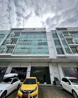 DI JUAL CEPAT RUKO 4 LANTAI HADAP JALAN RUKO DALTON di Gading Serpong