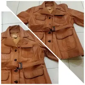 Jaket kulit coklat