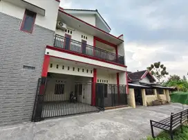 Rumah Bagus 2 Lt Dekat Bandara Solo