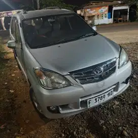 Jual xenia li delux 2011