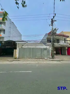 Jual Rumah komersil di Raya Mulyosari  2 menit ke Pakuwon City dan ITS